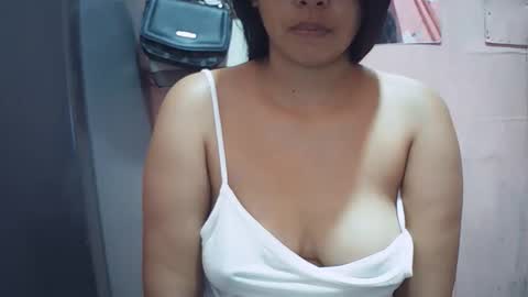 Snapshot of hotpink4u04 chatting on 01/14/26, 08:58 hotpink4u04 online show from 01/14/26, 08:58