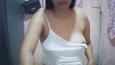 Snapshot of hotpink4u04 chatting on 01/18/26, 11:25 hotpink4u04 online show from 01/18/26, 11:25