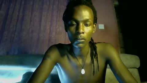 hotshadowx online show from 05/18/26, 05:08