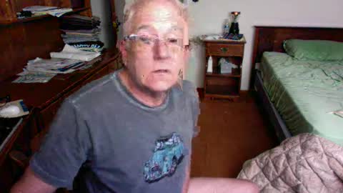 Snapshot of hotsilverdady chatting on 09/16/25, 06:53 hotsilverdady online show from 09/16/25, 06:53
