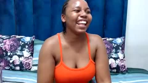 hotsmalltitsx online show from 06/28/26, 06:14