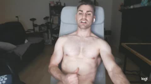 hotstud4uu online show from 05/04/26, 12:17