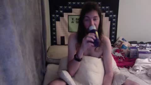 hott25guy online show from 12/18/24, 09:36