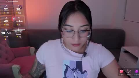 Snapshot of hottbee3645 chatting on 02/20/26, 06:41 hottbee3645 online show from 02/20/26, 06:41