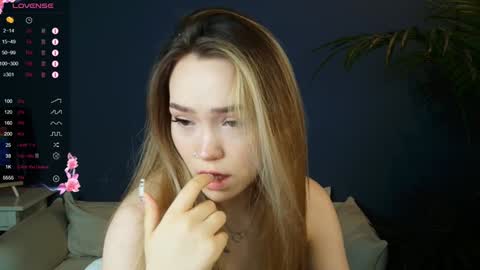 Snapshot of hottease_pvt chatting on 12/06/24, 08:26 hello Im Eva online show from 12/06/24, 08:26