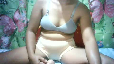 Snapshot of hottest_jenny37 chatting on 07/26/26, 03:52 jenny online show from 07/26/26, 03:52