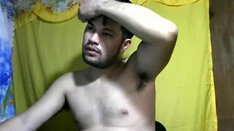 Snapshot of hottestpinoy2323 chatting on 06/18/26, 09:14 HottestPinoy32 online show from 06/18/26, 09:14