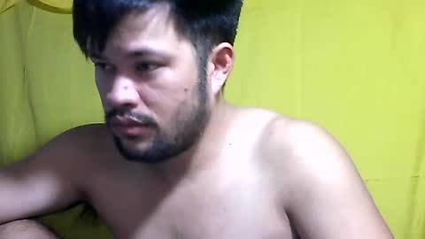 Snapshot of hottestpinoy2323 chatting on 06/25/26, 04:12 HottestPinoy32 online show from 06/25/26, 04:12