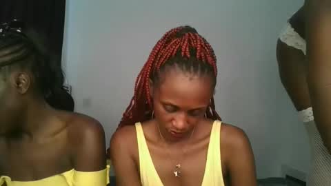 hottie_chyna online show from 12/16/25, 09:03