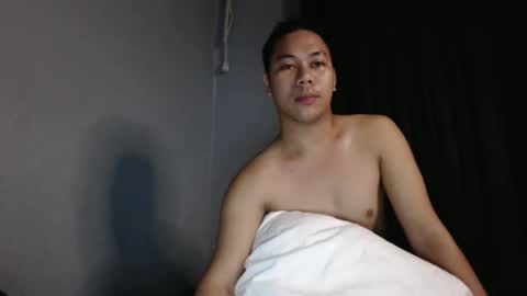 hottie_kyle69 online show from 05/03/26, 05:35