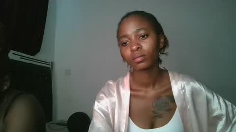 hottie_mistie online show from 04/12/26, 09:25