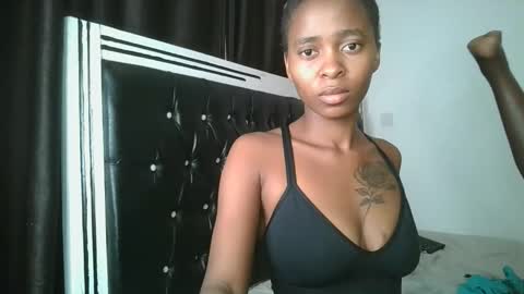 hottie_mistie online show from 04/28/26, 10:26