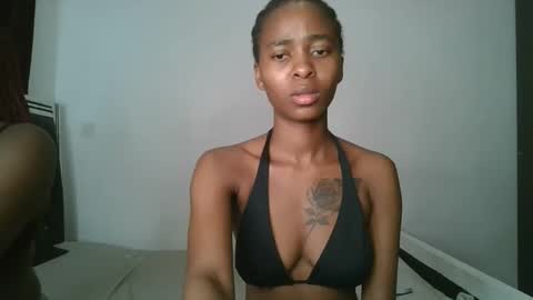 Snapshot of hottie_mistie chatting on 05/30/26, 06:32 hottie_mistie online show from 05/30/26, 06:32