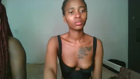 Snapshot of hottie_mistie chatting on 06/04/26, 06:47 hottie_mistie online show from 06/04/26, 06:47