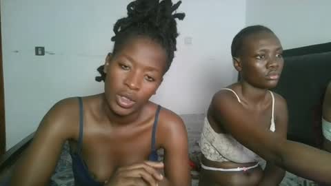 Snapshot of hottie_mistie chatting on 06/27/26, 12:22 hottie_mistie online show from 06/27/26, 12:22