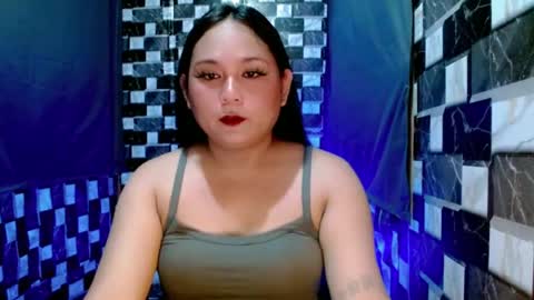 Snapshot of hottie_uzeah21 chatting on 06/15/26, 09:33 hottie_uzeah21 online show from 06/15/26, 09:33