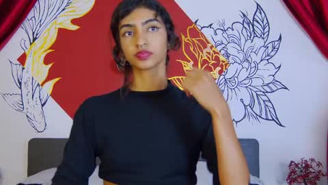 Snapshot of hottie_veronica chatting on 04/21/26, 01:42 Veronica independent model online show from 04/21/26, 01:42