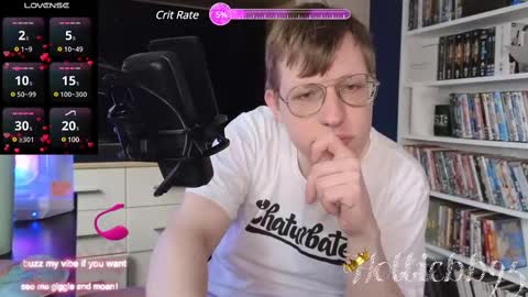 Snapshot of hottiebb95 chatting on 02/27/25, 12:34 Roberts stones online show from 02/27/25, 12:34