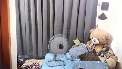 Snapshot of hottiechloe05 chatting on 04/11/26, 07:45 HottieChloe online show from 04/11/26, 07:45