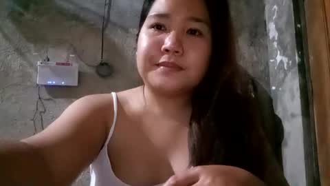 Snapshot of hottiecum27 chatting on 03/12/26, 01:17 hottiecum27 online show from 03/12/26, 01:17