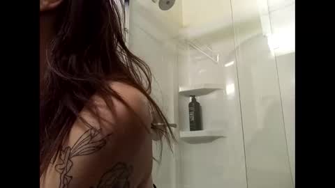 Lucky  online show from 11/22/25, 07:29