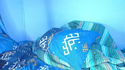 independent Model online show from 10/17/25, 01:53