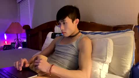 hottiewithabody101 online show from 05/03/26, 12:44