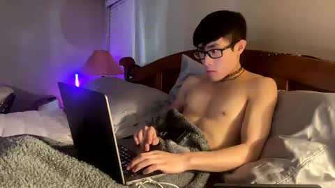 hottiewithabody101 online show from 05/11/26, 02:45