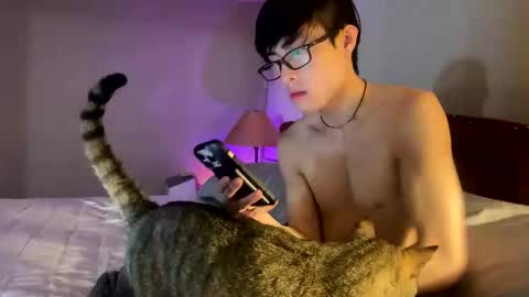 hottiewithabody101 online show from 05/12/26, 12:57