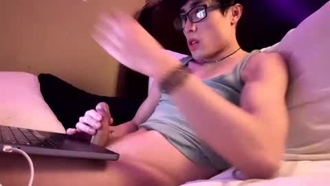 hottiewithabody101 online show from 05/13/26, 02:25