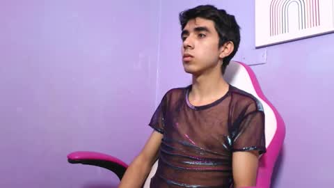 hottiie_guy online show from 12/16/25, 02:33