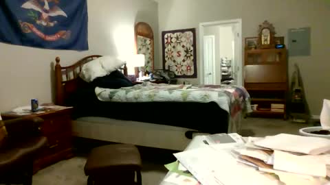 Hottop 1981 online show from 10/23/25, 02:33