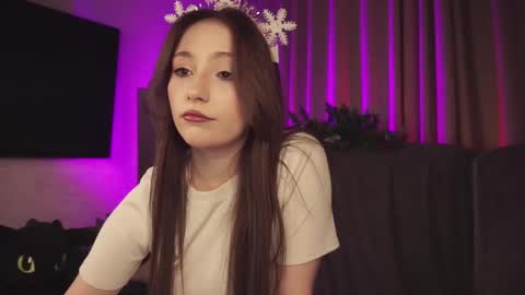 hottpeachh online show from 12/17/25, 04:02