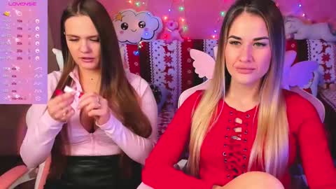 Snapshot of hotty_girls_here chatting on 02/16/25, 01:16 Ivanna and Jessica online show from 02/16/25, 01:16