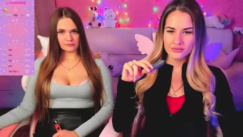 Snapshot of hotty_girls_here chatting on 02/17/25, 01:10 Ivanna and Jessica online show from 02/17/25, 01:10