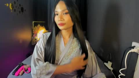 Hi i am Jane half vietnamese and half pinay and would like to meet good person here XOXO online show from 05/21/26, 09:38
