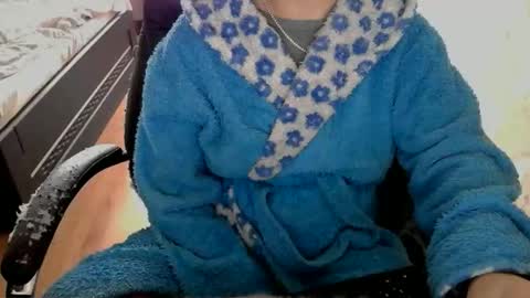 Snapshot of hotty_mary chatting on 04/05/26, 08:00 Mary online show from 04/05/26, 08:00