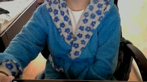 Snapshot of hotty_mary chatting on 04/16/26, 08:59 Mary online show from 04/16/26, 08:59