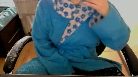 Snapshot of hotty_mary chatting on 04/19/26, 09:08 Mary online show from 04/19/26, 09:08