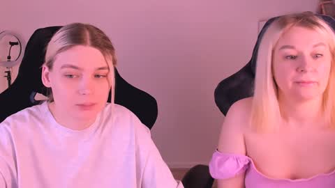 Nessie and Jessie online show from 01/02/25, 07:40