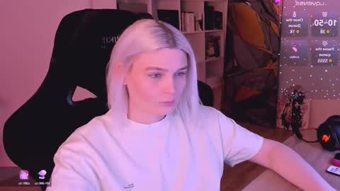 Nessie and Jessie online show from 02/17/25, 03:20