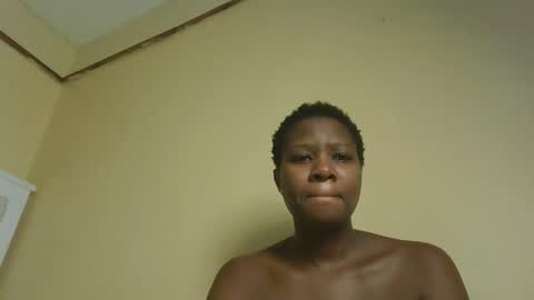 Snapshot of hottyblossom chatting on 09/17/25, 03:14 hottyblossom online show from 09/17/25, 03:14