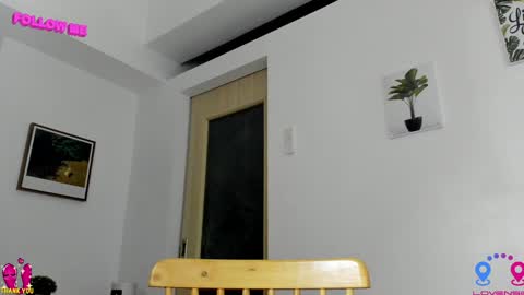 Snapshot of hottycrishinaxx chatting on 12/08/24, 10:19 crishinahotty online show from 12/08/24, 10:19