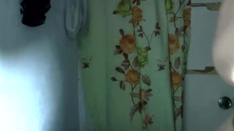 Snapshot of hottycrissy4u chatting on 05/10/26, 03:01 hottycrissy4u online show from 05/10/26, 03:01