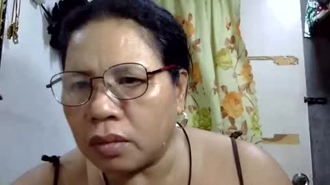 Snapshot of hottycrissy4u chatting on 06/08/26, 03:51 hottycrissy4u online show from 06/08/26, 03:51