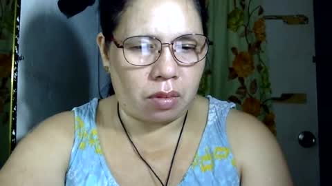 Snapshot of hottycrissy4u chatting on 07/23/26, 03:54 hottycrissy4u online show from 07/23/26, 03:54