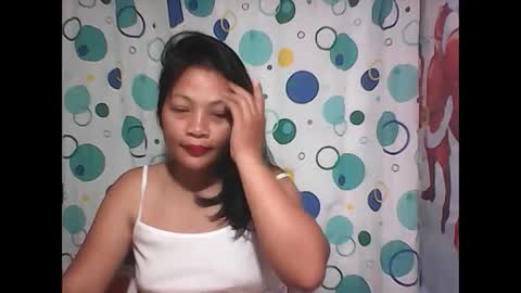 Snapshot of hottyelle1 chatting on 03/18/26, 04:10 hottyelle1 online show from 03/18/26, 04:10