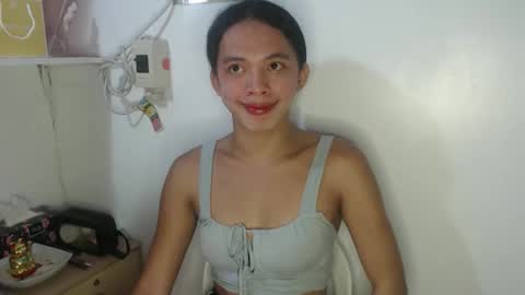 Snapshot of hotvalentina_ chatting on 12/01/25, 12:48 Valentina3 online show from 12/01/25, 12:48