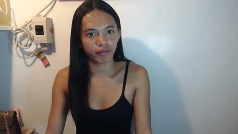 Snapshot of hotvalentina_ chatting on 02/15/26, 01:09 Valentina3 online show from 02/15/26, 01:09