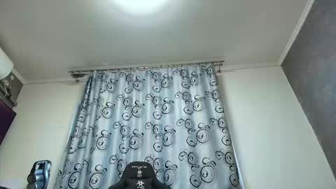 Snapshot of hotvany chatting on 10/26/25, 01:39 Goddess of Luv online show from 10/26/25, 01:39